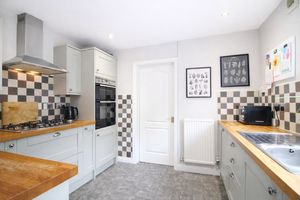 Kitchen- click for photo gallery